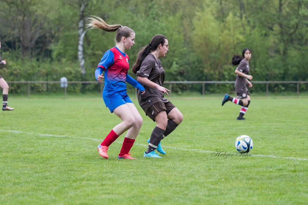 Bild 87 - wCJ VfL Pinneberg3 - St.Pauli : Ergebnis: 2:1